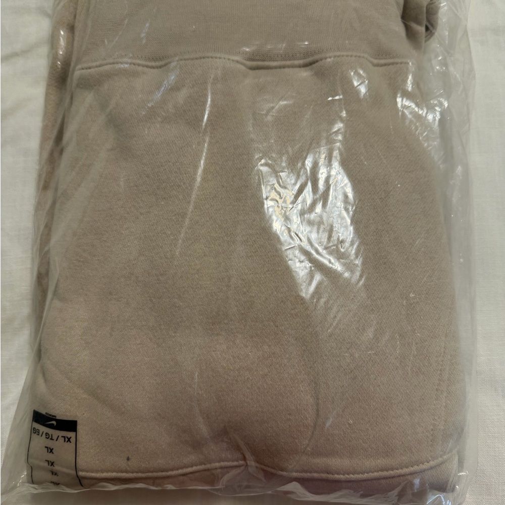 Nike Men’s Beige Hoodie XL | BV2654-206 | Pullover Fleece | - Picture 4 of 4
